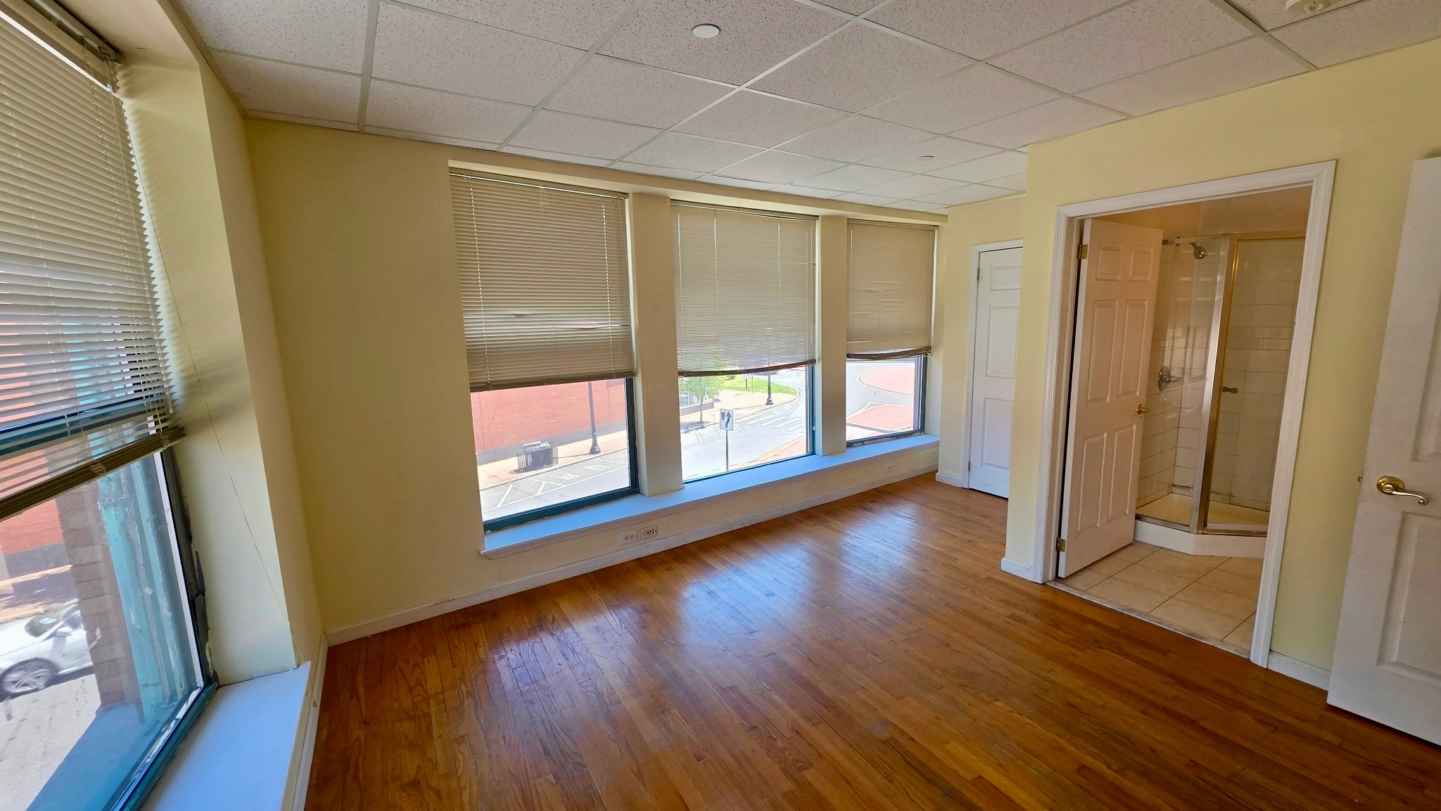Norwich Apartment: 16 Franklin St