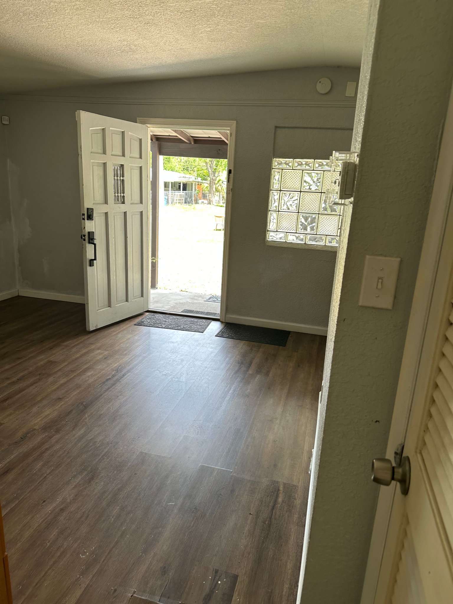 Jacksonville Other: 10529 Keuka Dr