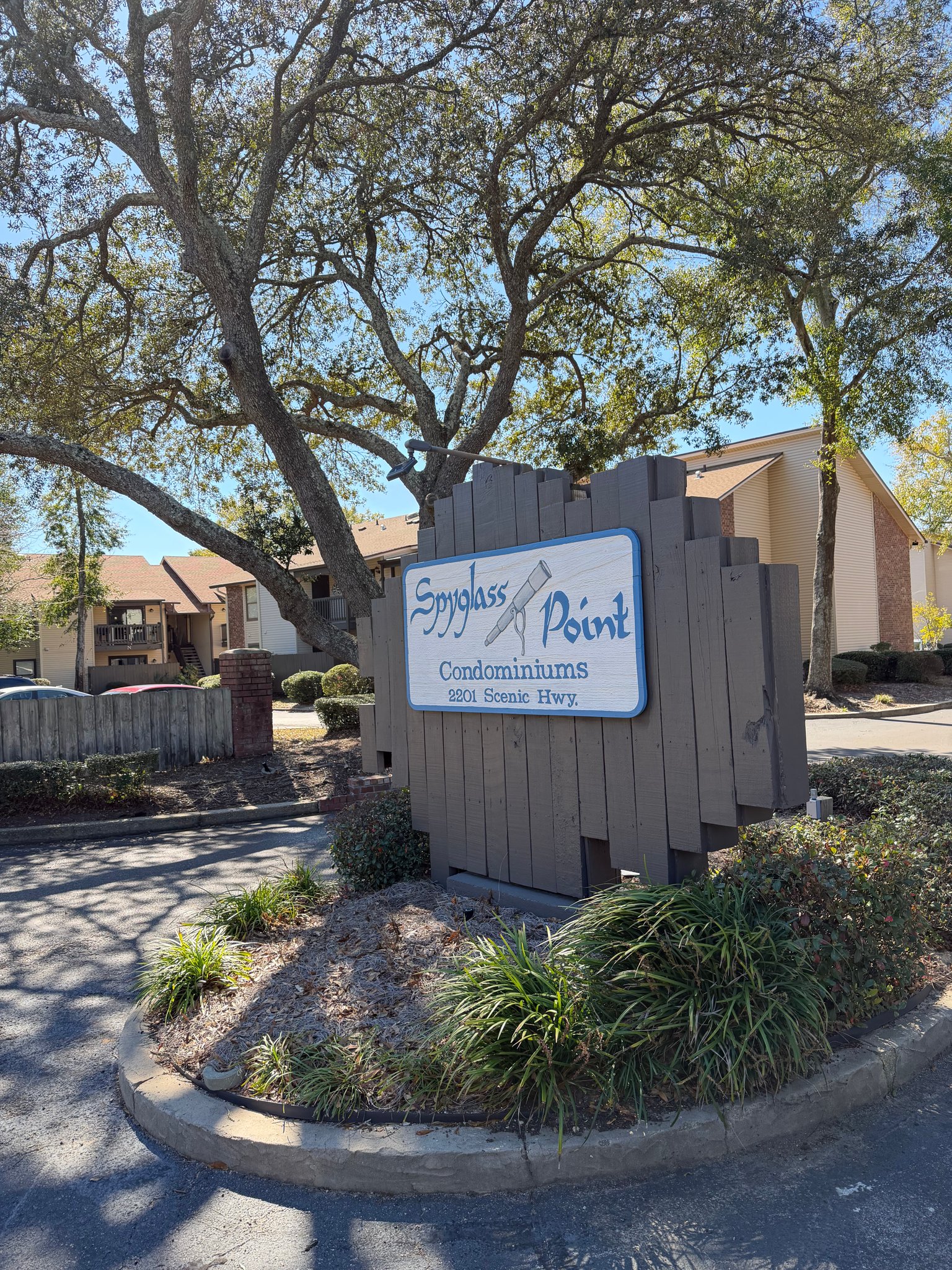 Pensacola Condo: 2201 Scenic Hwy