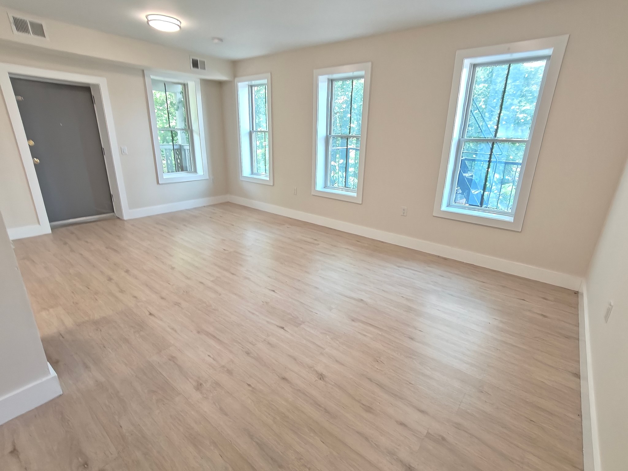 Paterson Condo: 110 W Broadway