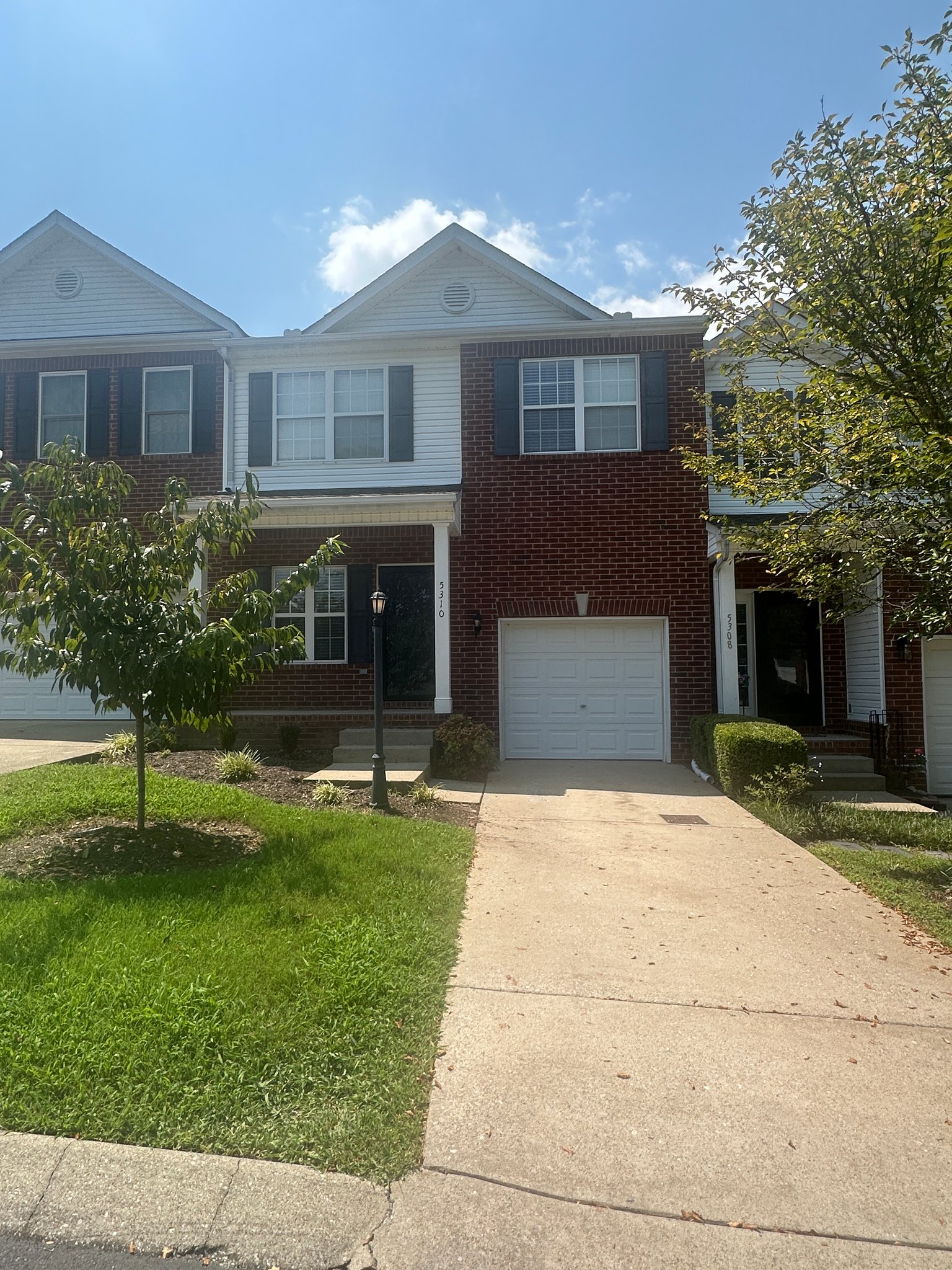 Old hickory Townhome: 5310 Southfork Blvd