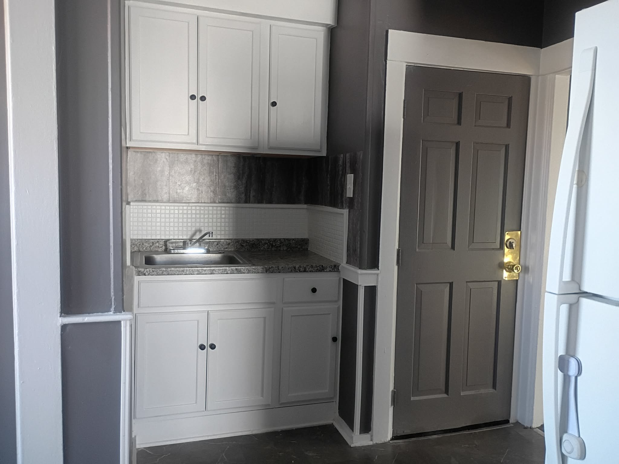 Fitchburg Apartment: 26 Hale St