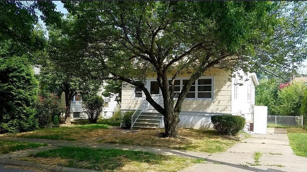 Baltimore House: 4801 Edgar Terr
