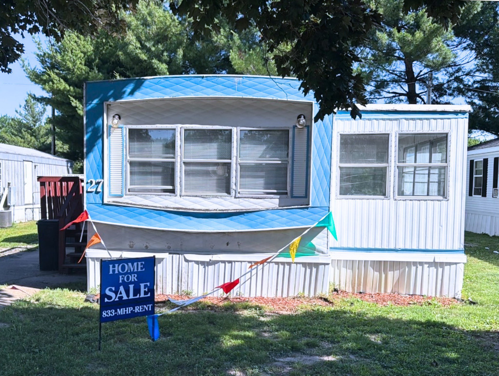 Hamilton House: 661 N 19th St,