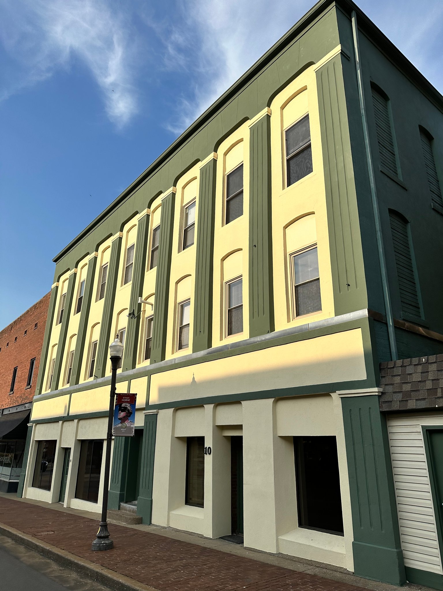 Madisonville Apartment: 12 N Main St.