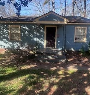 Jackson House: 3251 Meadow Lane Dr