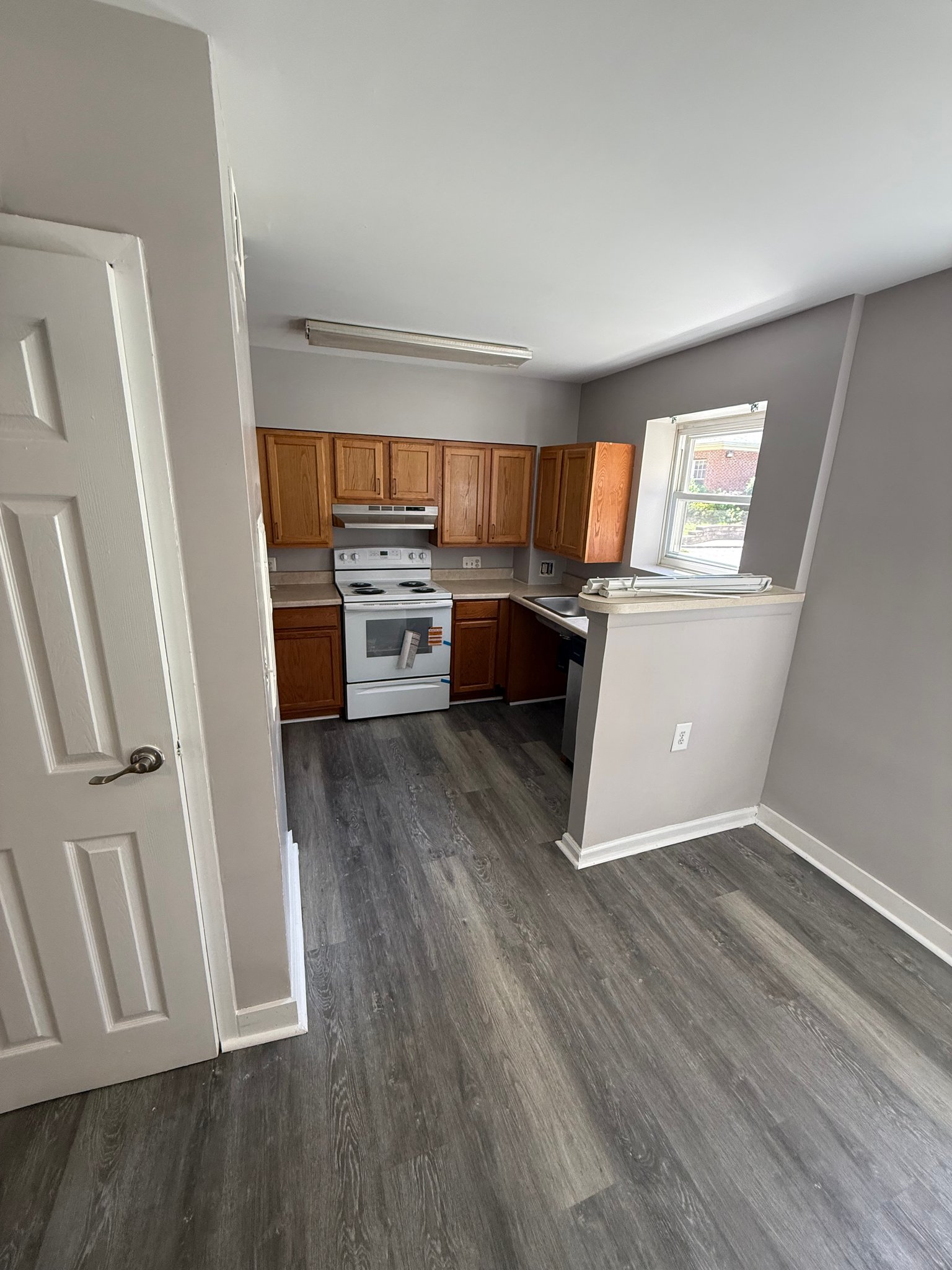 Dundalk Apartment: 2125 Cameron Dr