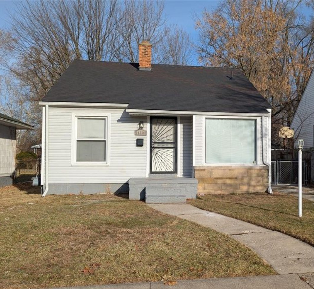 Detroit House: 21338 Pembroke