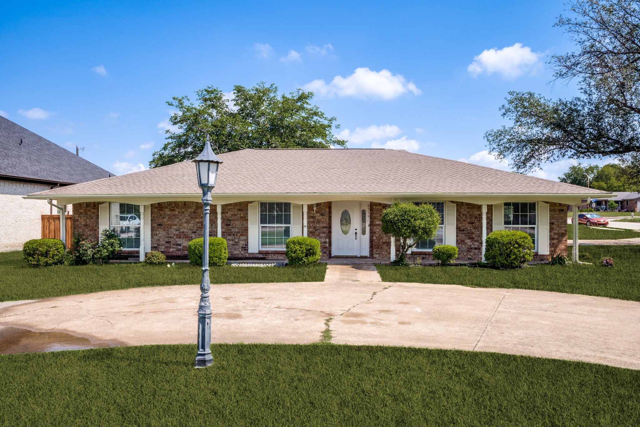 Watauga House: 6355 Starnes Rd