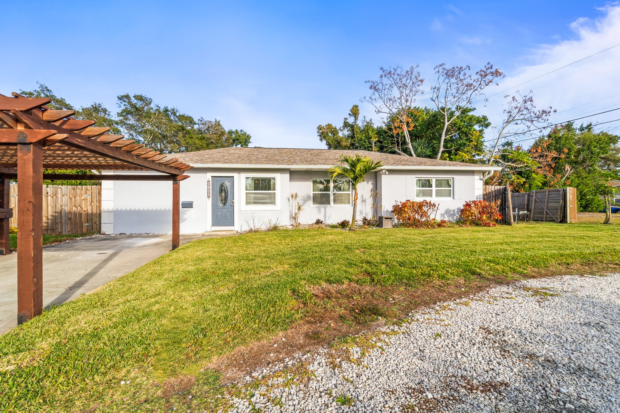 Saint Petersburg House: 5120 Aragon Way S