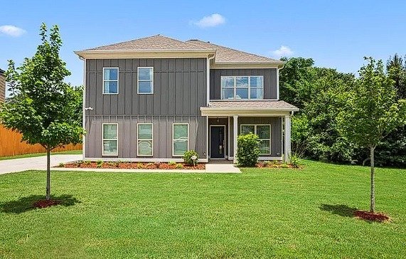 Decatur House: 2750 Flat Shoals Rd