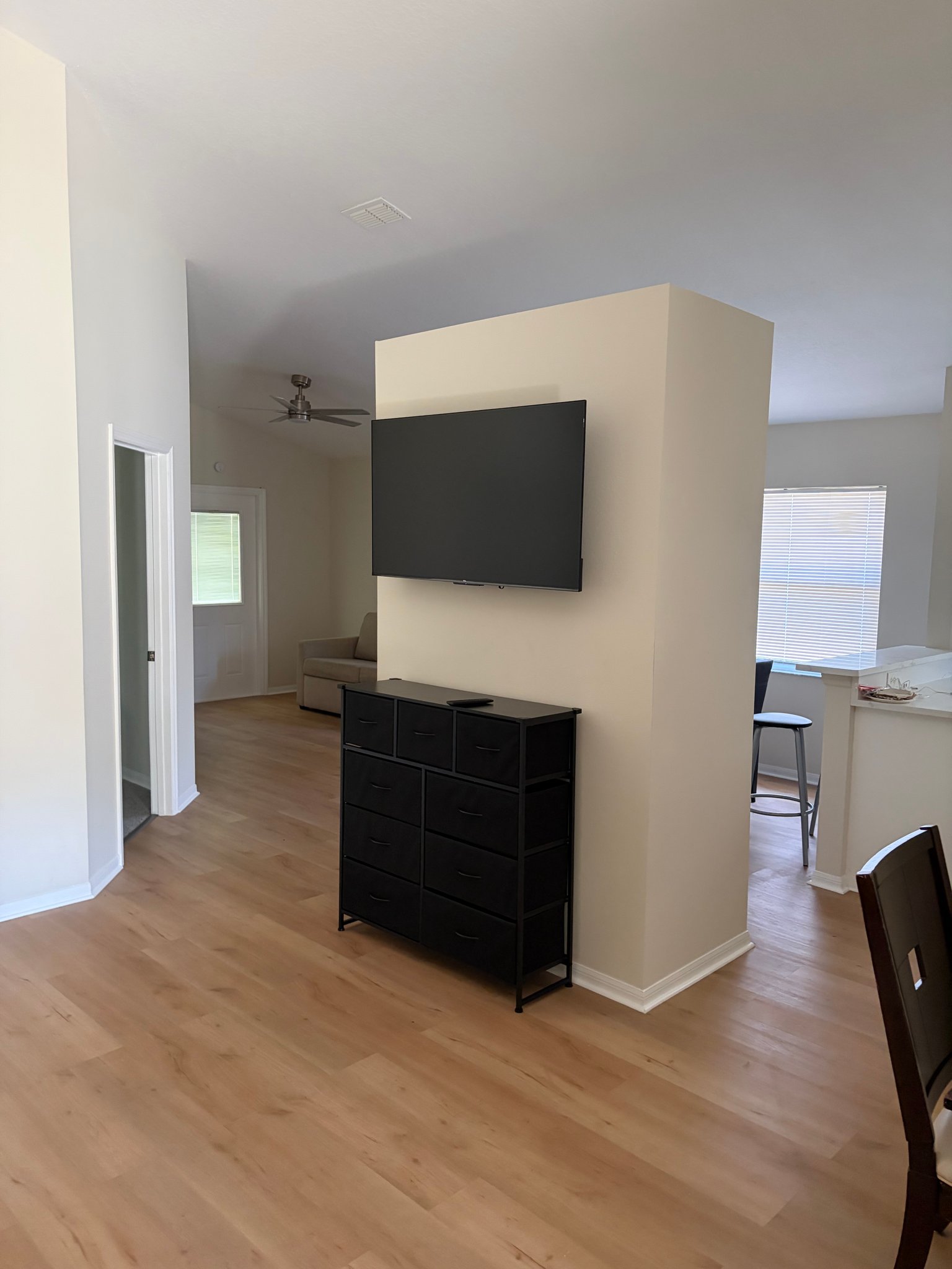 Maitland Single Room: 840 Mulberry Street