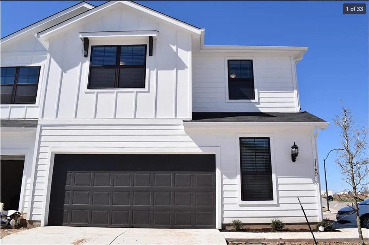 Buda Townhome: 116 Amber Fields trl