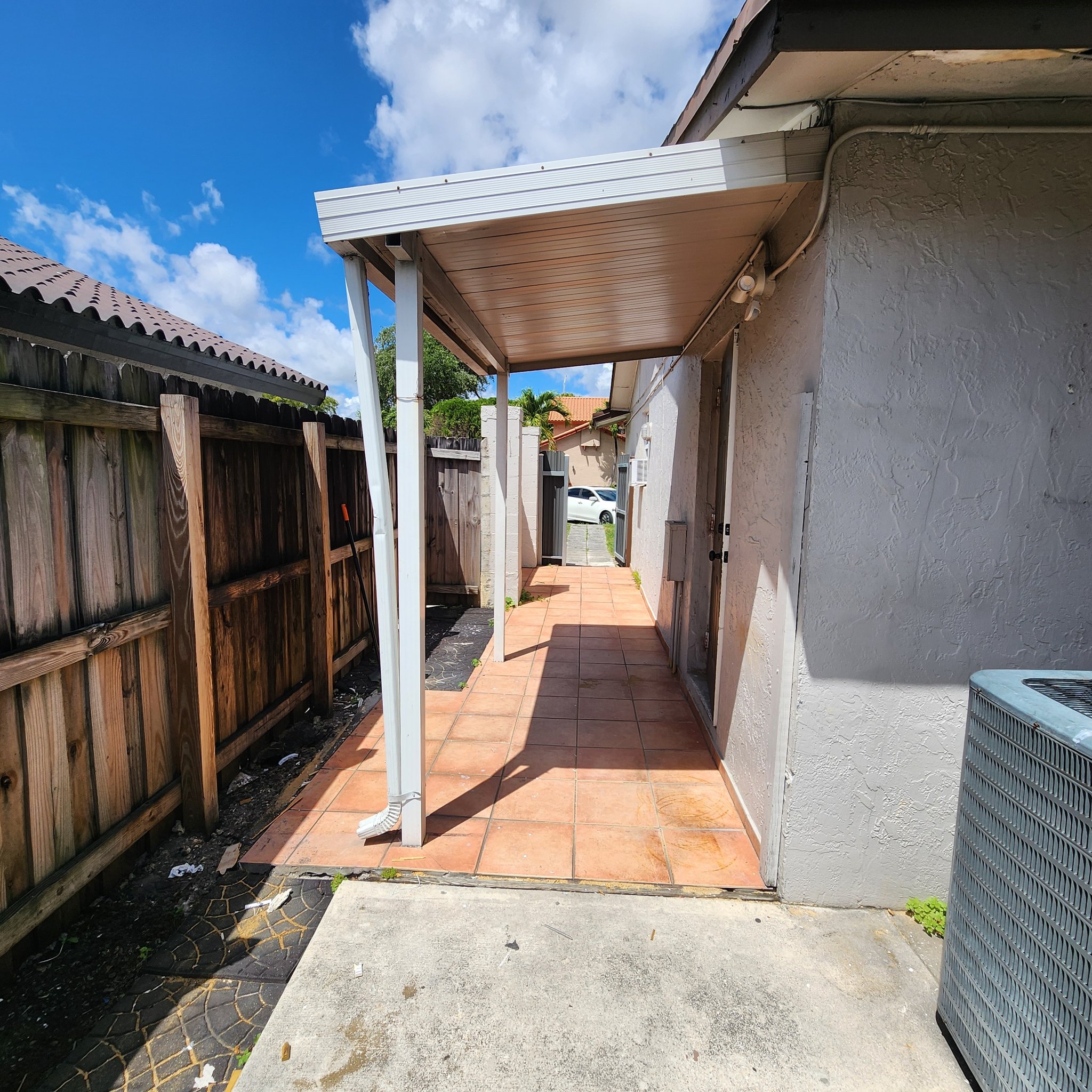 Miami Other: 5571 SW 136 Ct