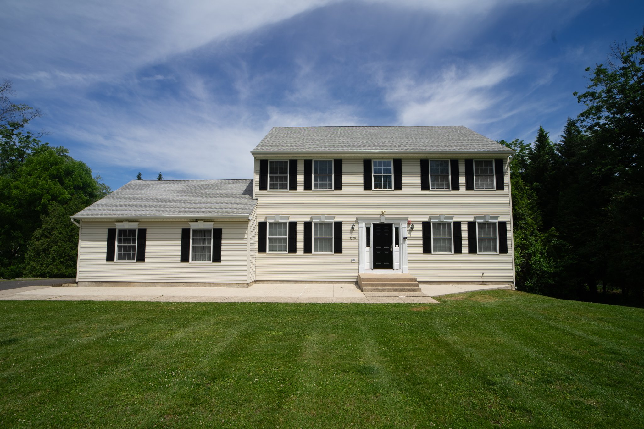 Feasterville Trevose House: 4300 Old Lincoln Hwy