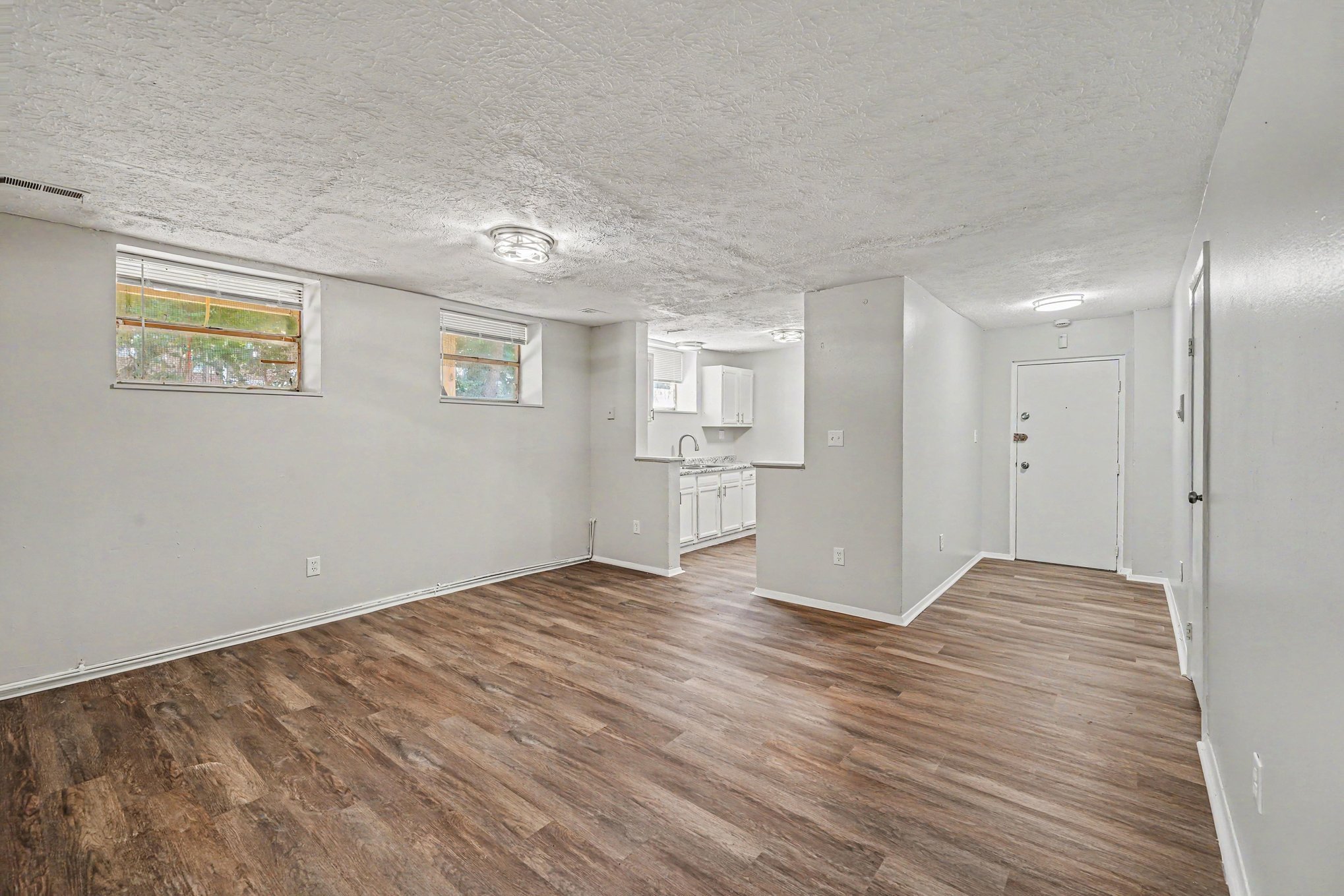 Cincinnati Apartment: 566 Glenwood Ave