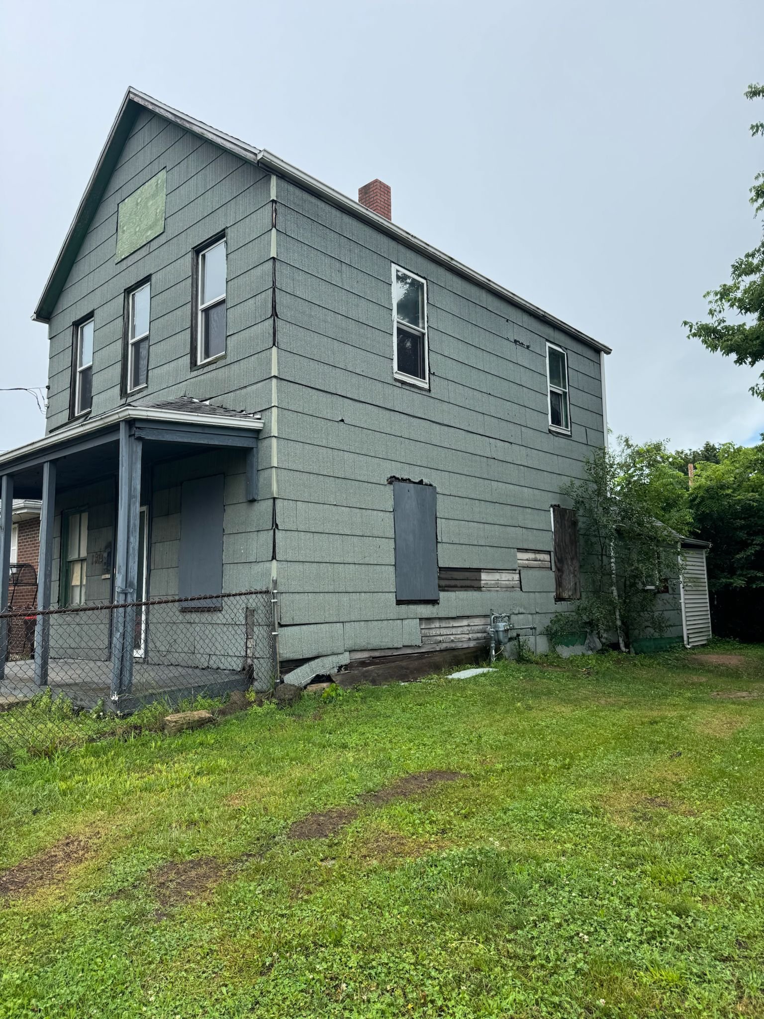 Peoria House: 1314 W Butler St