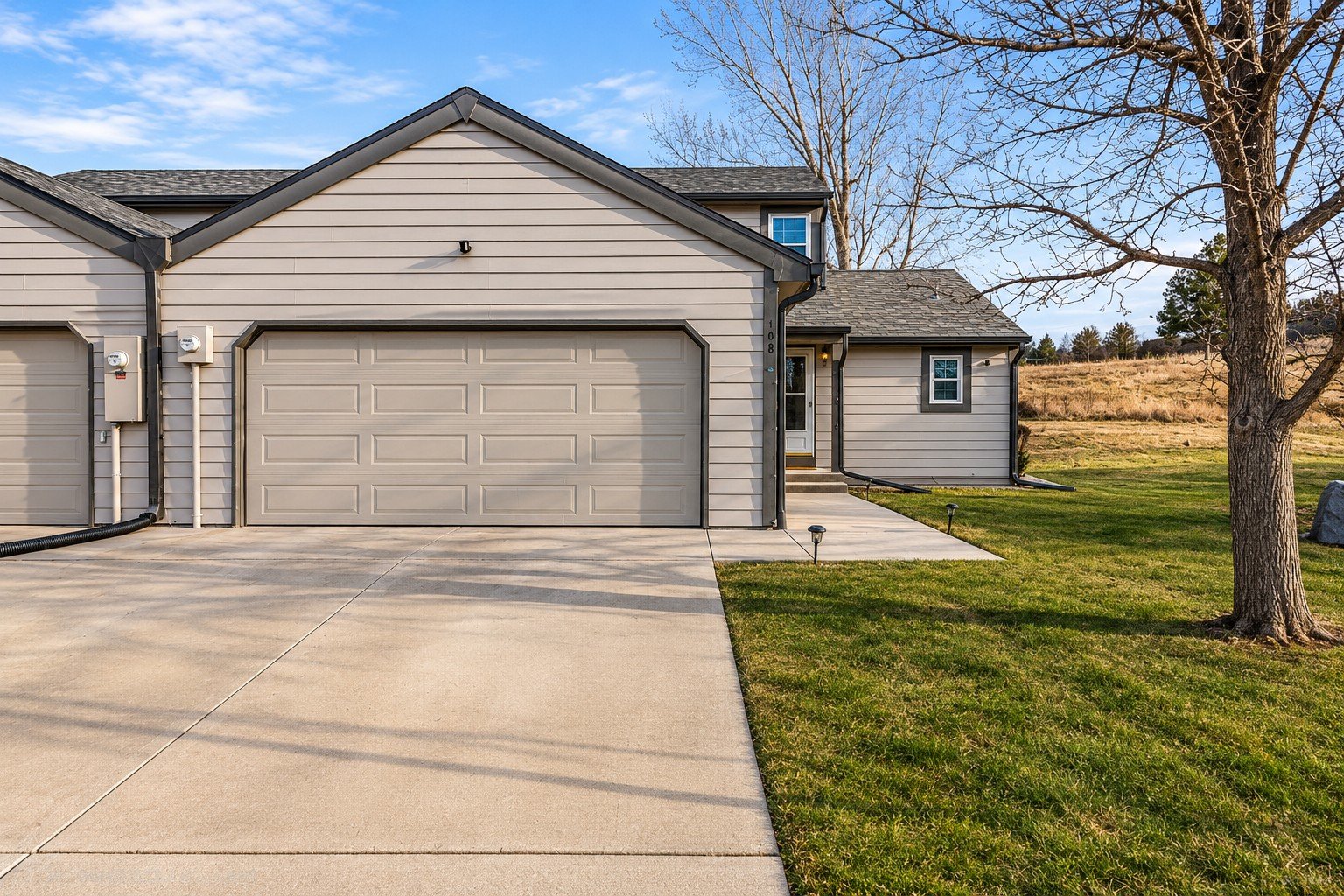 COLORADO SPRINGS Townhome: 108 Cobblestone Dr