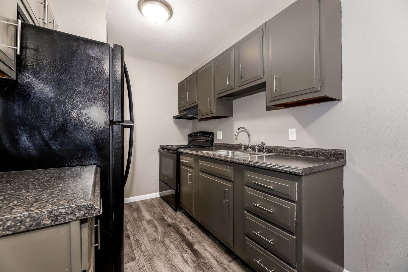 Toledo Apartment: 1801 Christian Ave