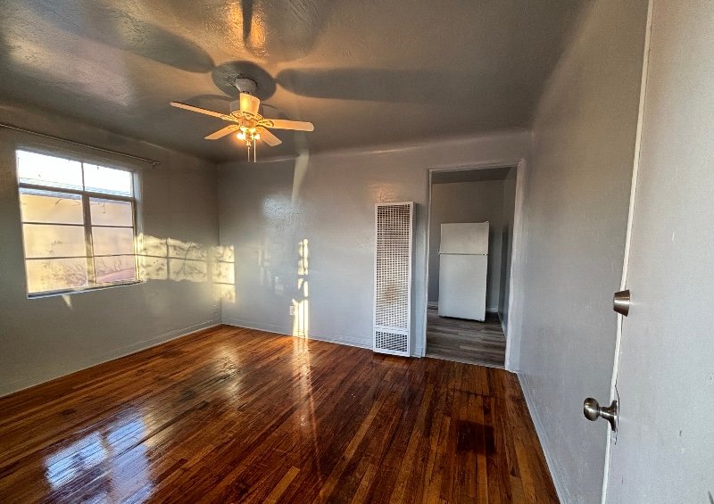 Albuquerque Single Room: 242 Wisconsin St NE