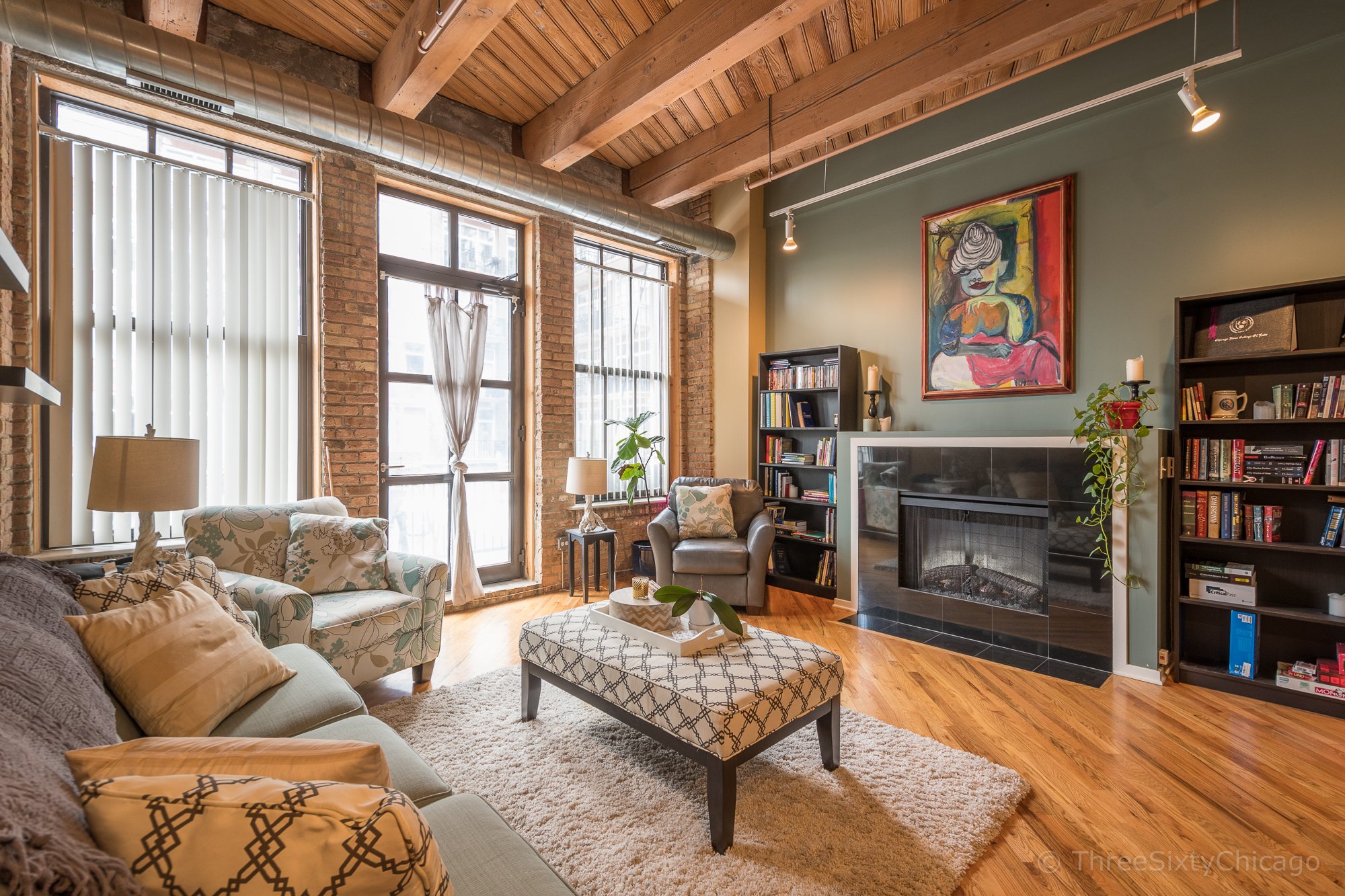 Chicago Condo: 1040 W. Adams