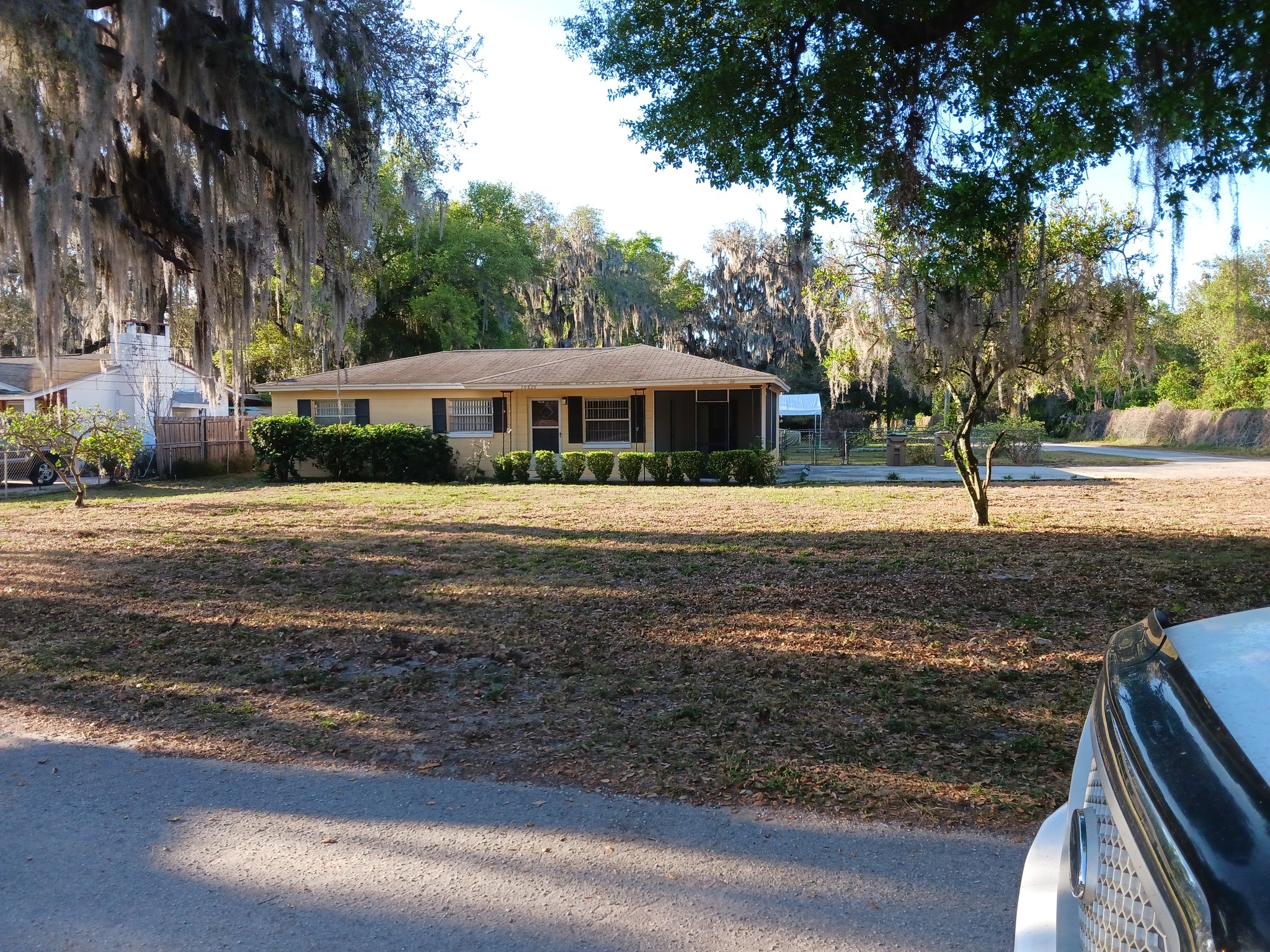 Tavares House: 10820 Margaret Dr