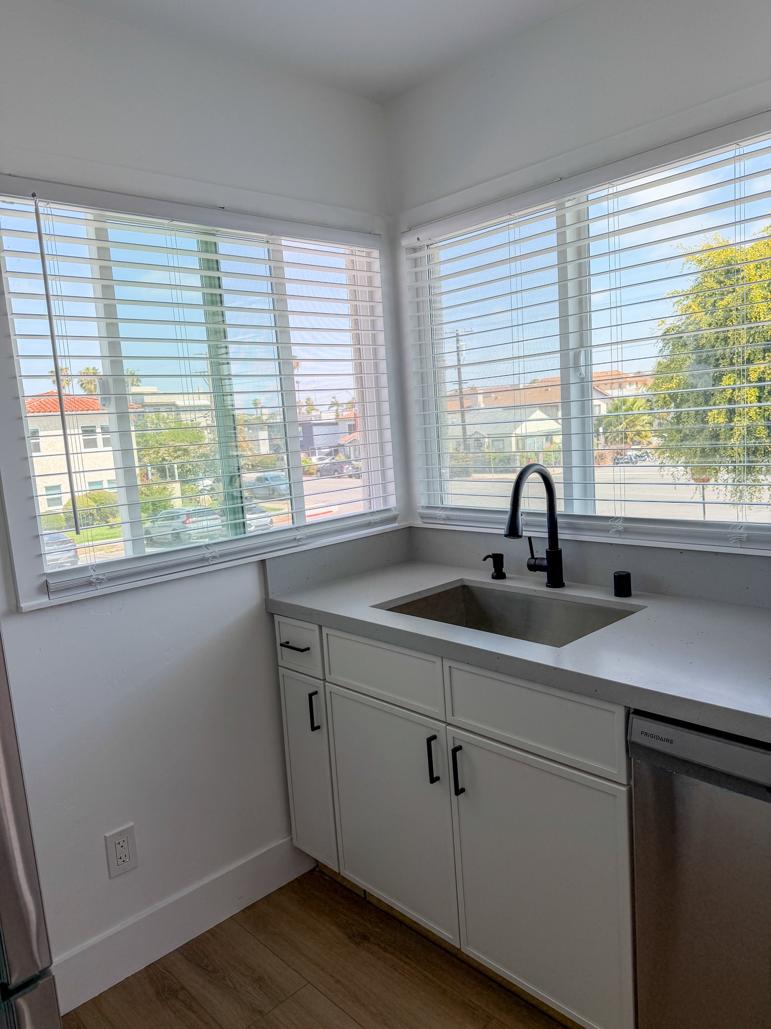 San Diego Condo: 4612 north ave
