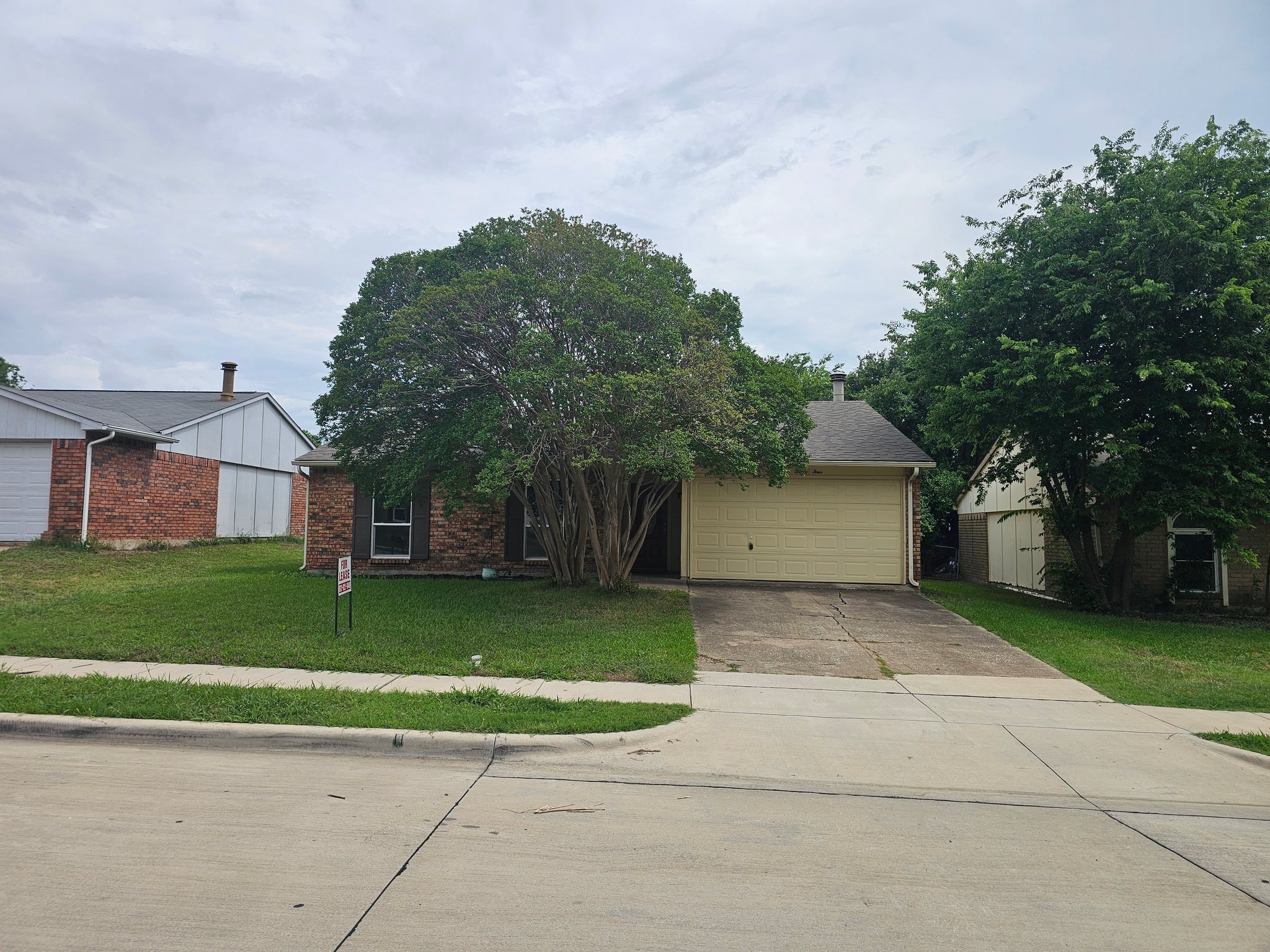 Allen House: 524 Oldbridge Dr