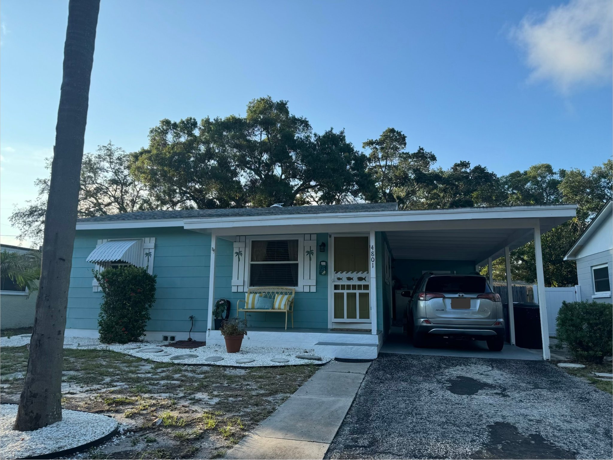 Saint Petersburg House: 4801 25th Ave S