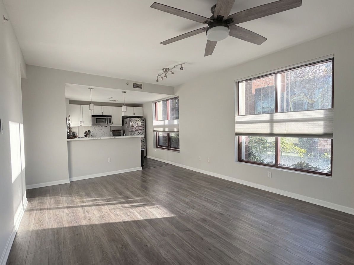 San Diego Condo: 1150 J St