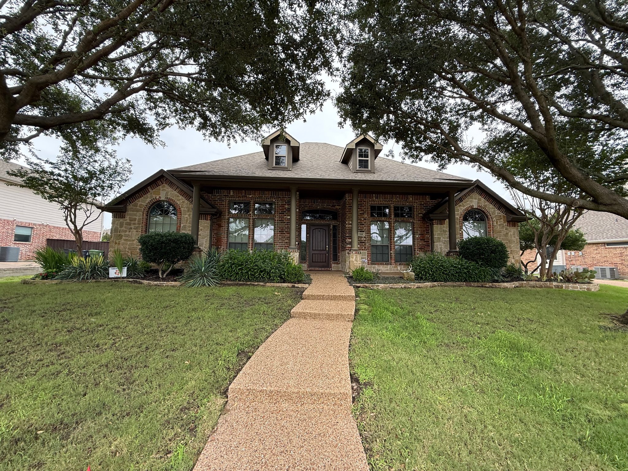 Murphy House: 518 Creekside Dr