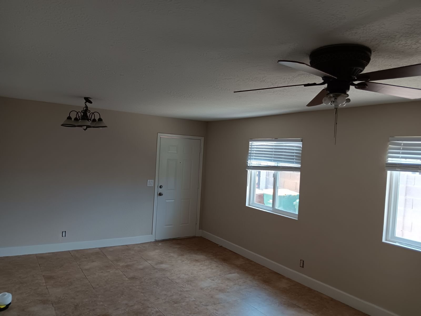 Apache Junction Multiplex: 1446 E 29th Ave Apt 4