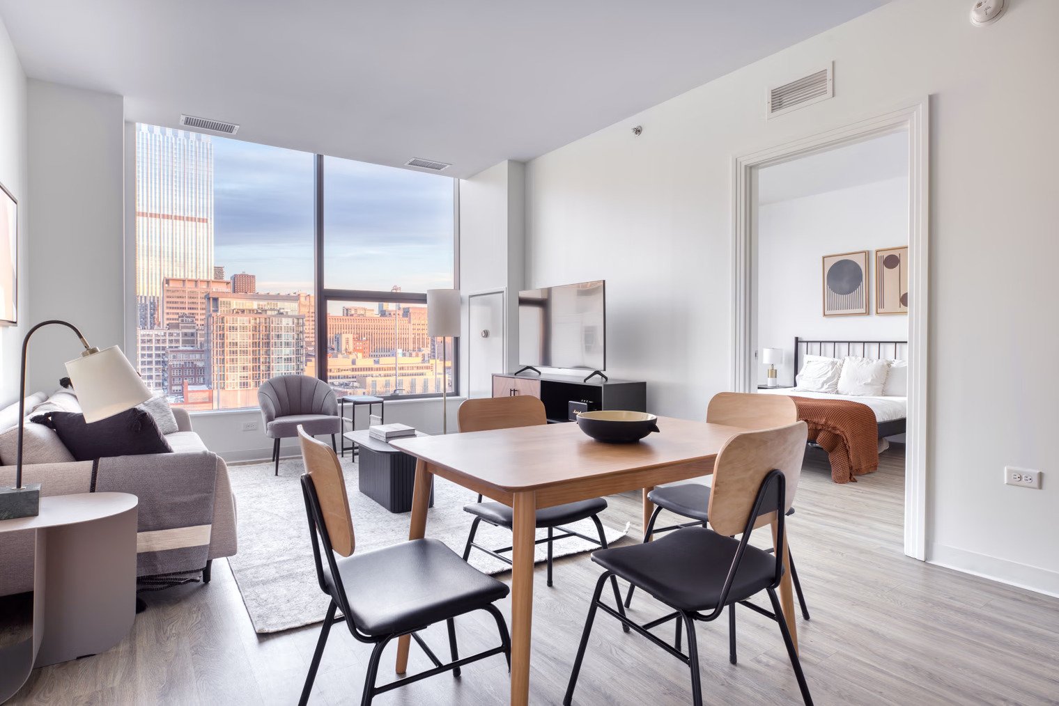 Chicago Condo: 320 S Halsted St