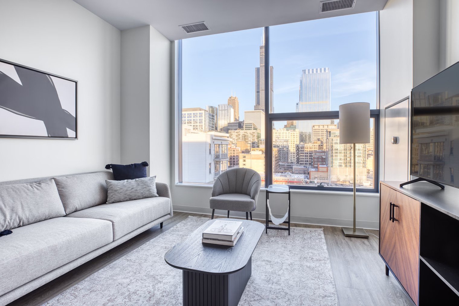 Chicago Condo: 320 S Halsted St
