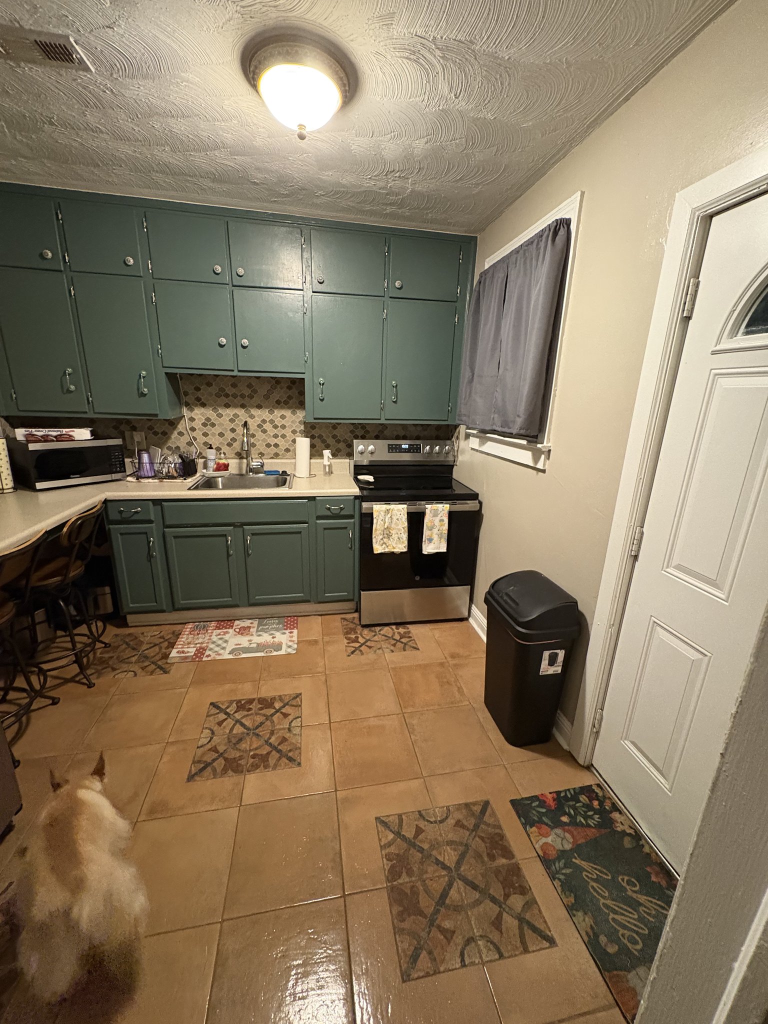 Spartanburg House: 140 overbrook circle