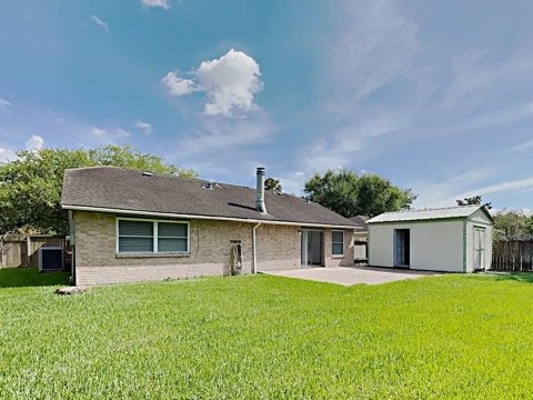 Pearland House: 2606 Elm Hollow St