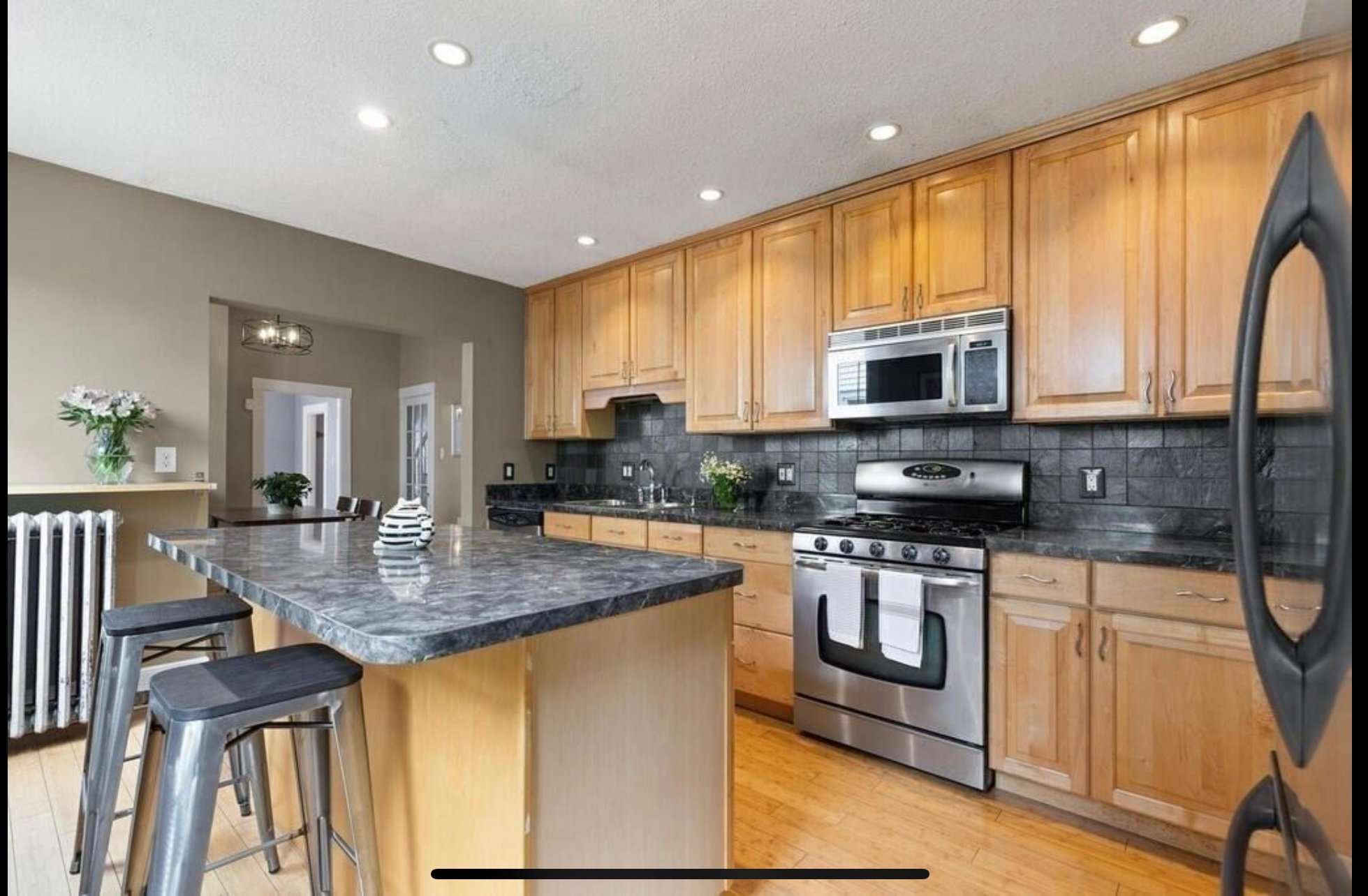 Somerville House: 53 Franklin St