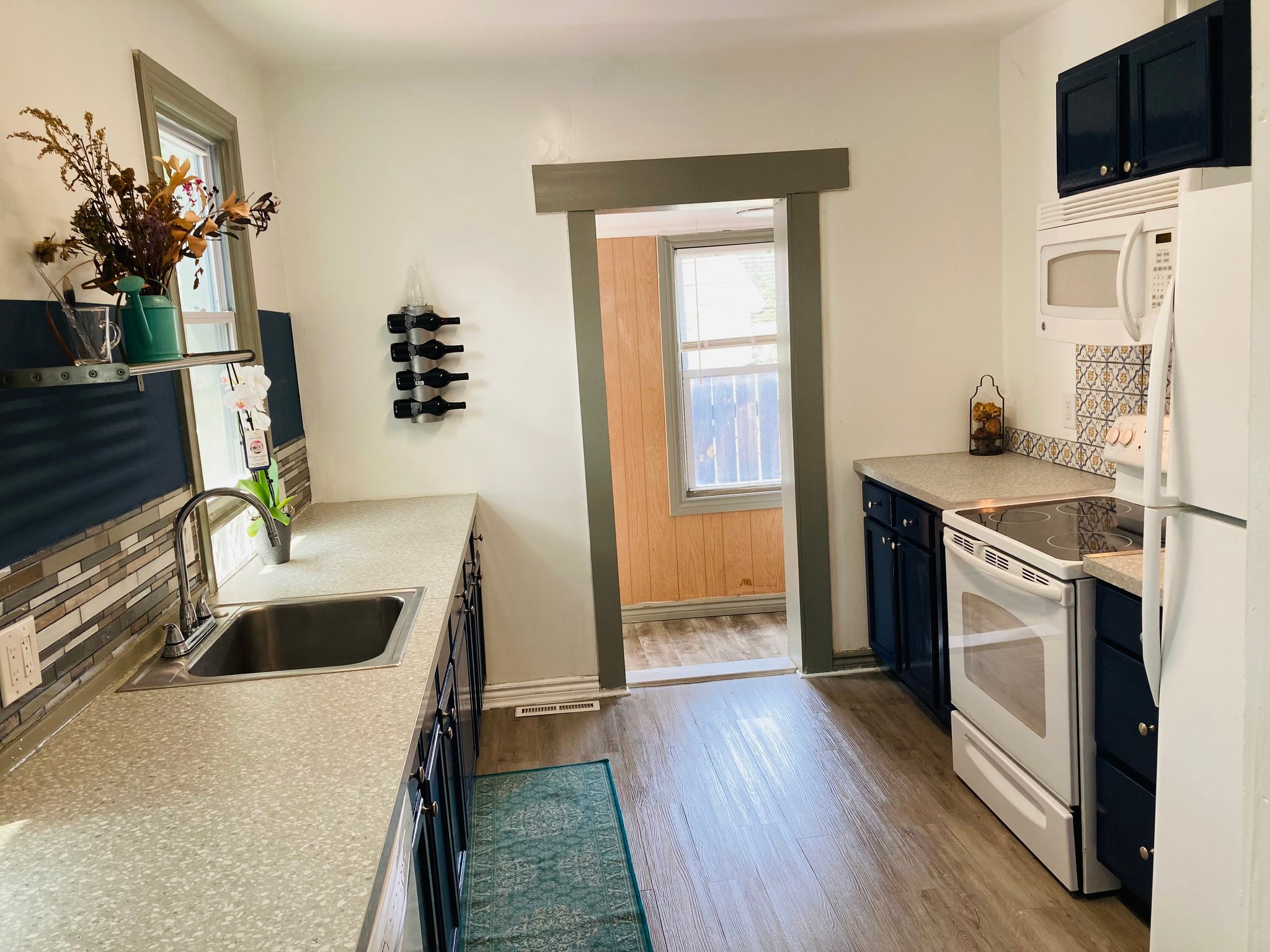 Hazel Park House: 1312 E Harry Ave