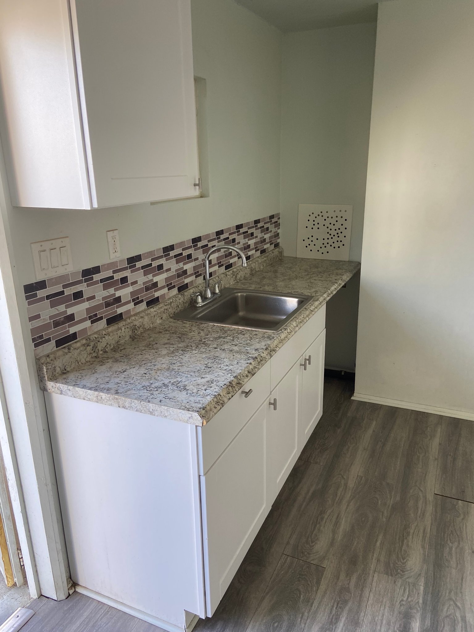 Mira Loma Other: 5015 Bain St