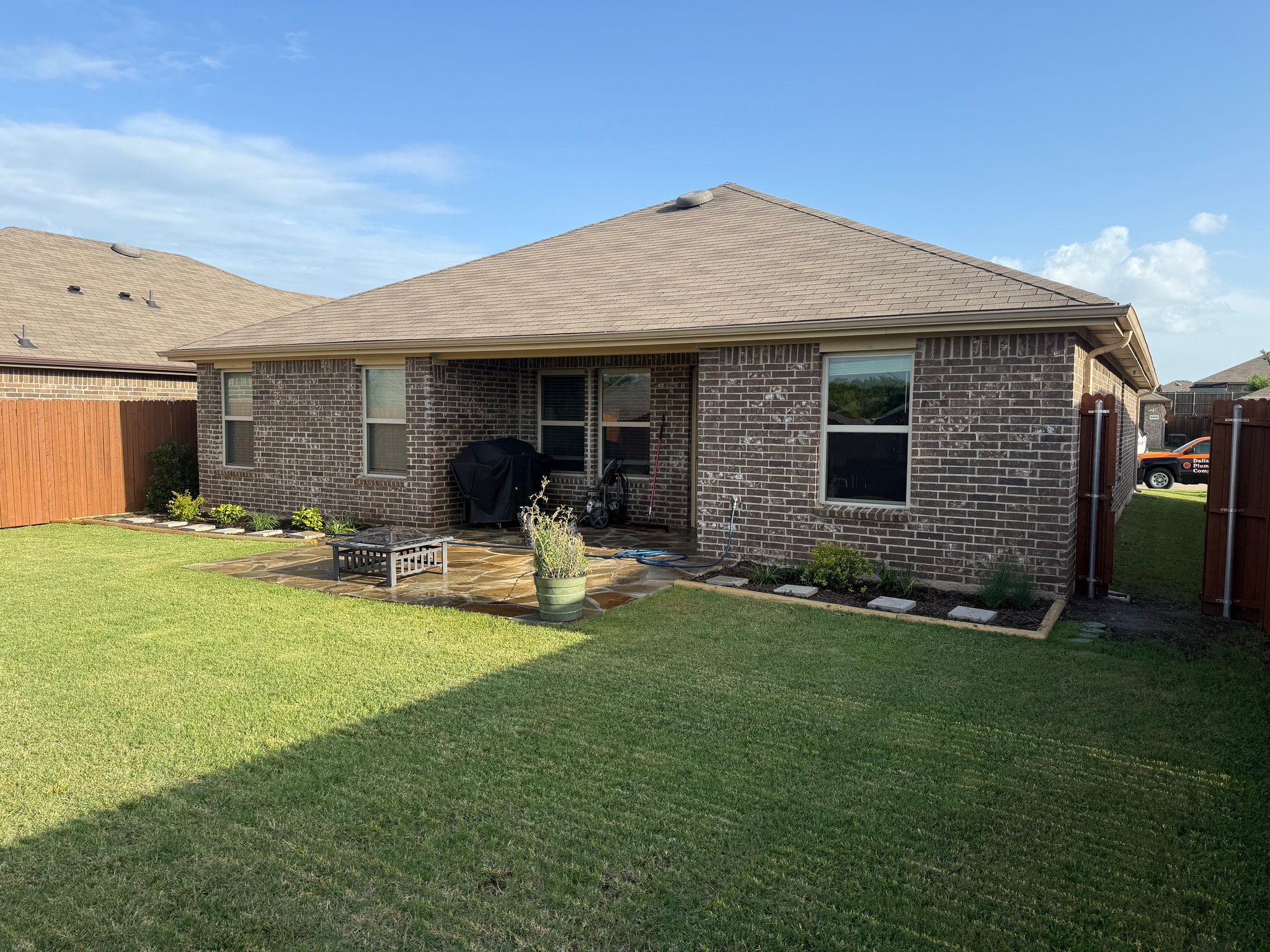 Fate House: 3331 Hawkins Dr