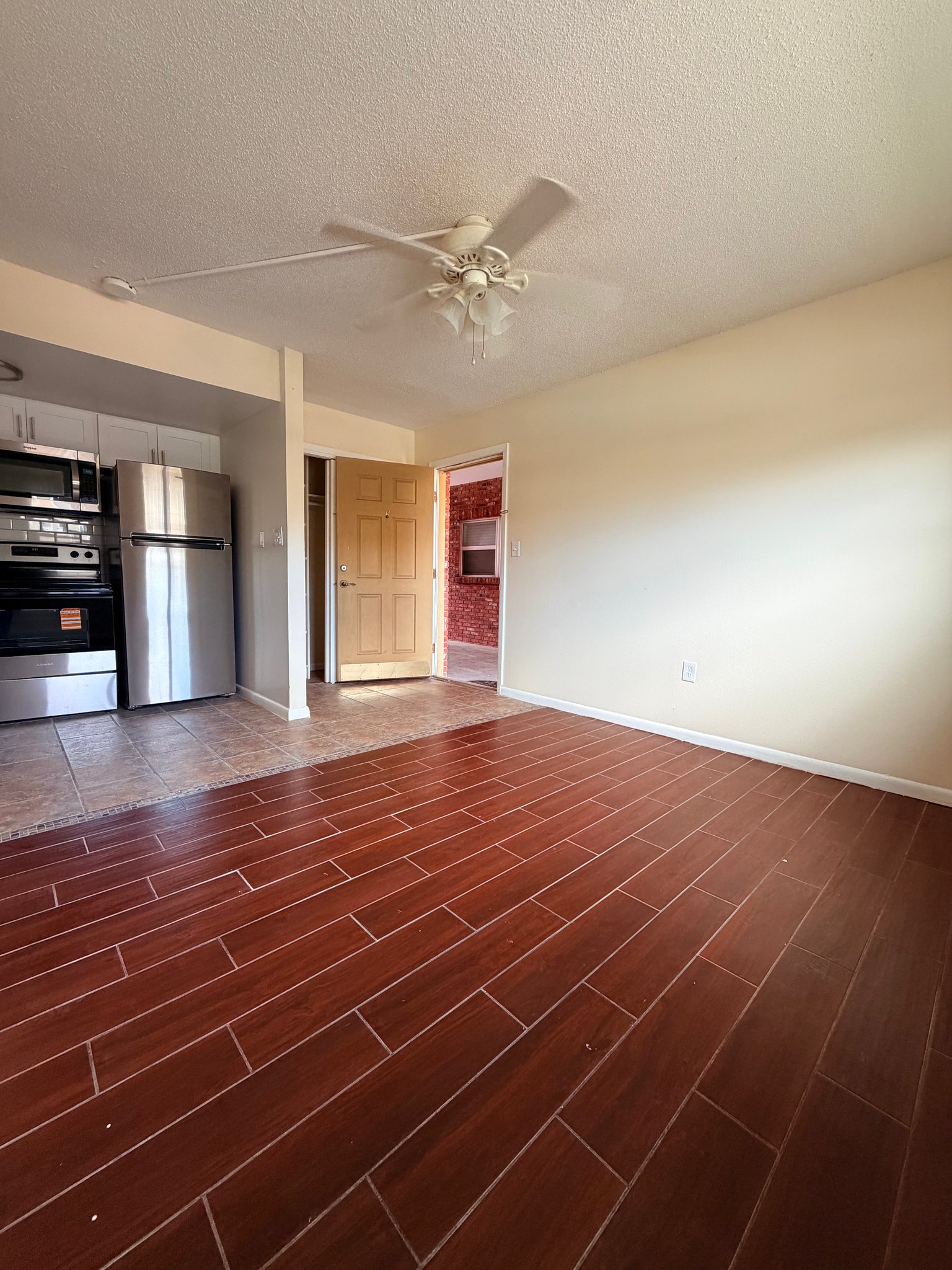 Tampa Apartment: 13214 Bunn Cir