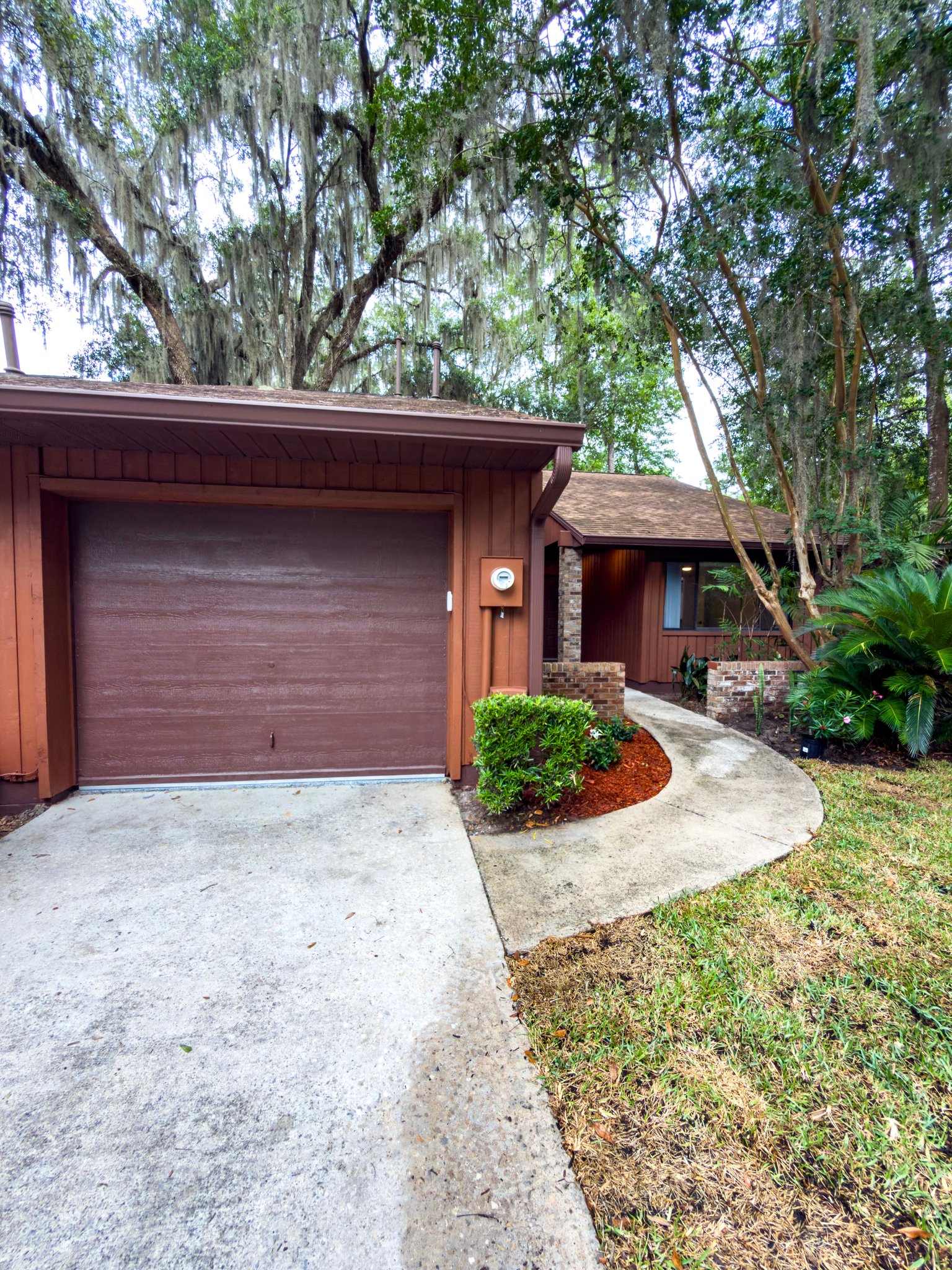 Gainesville Townhome: 1815 NW 41st Ave
