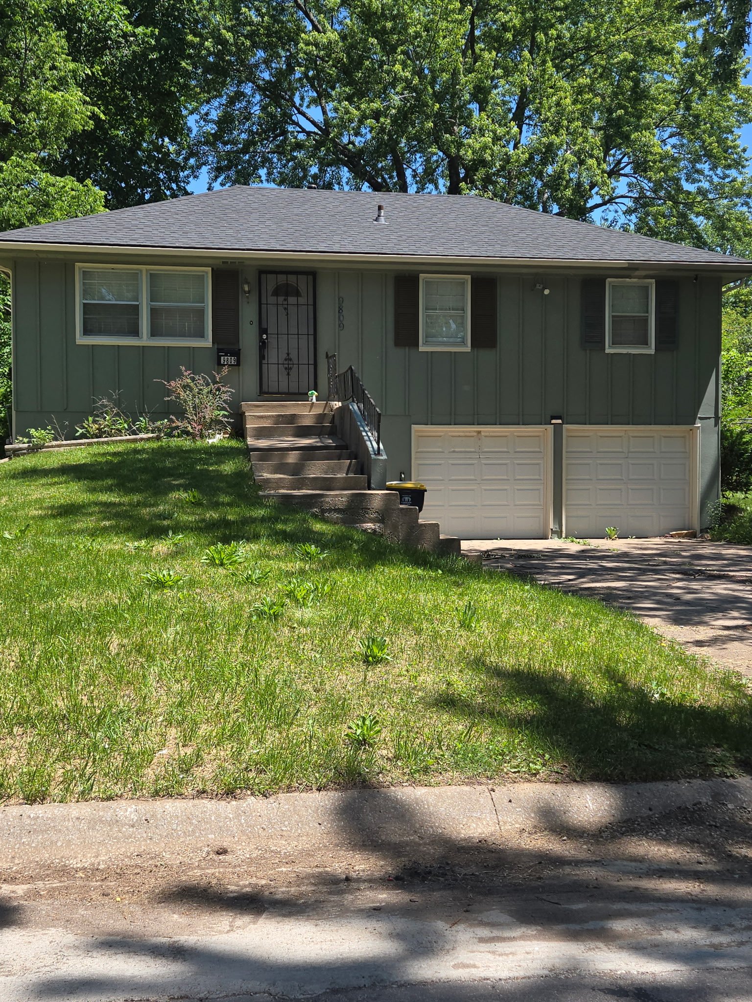 Kansas City House: 9809 Wallace Ave