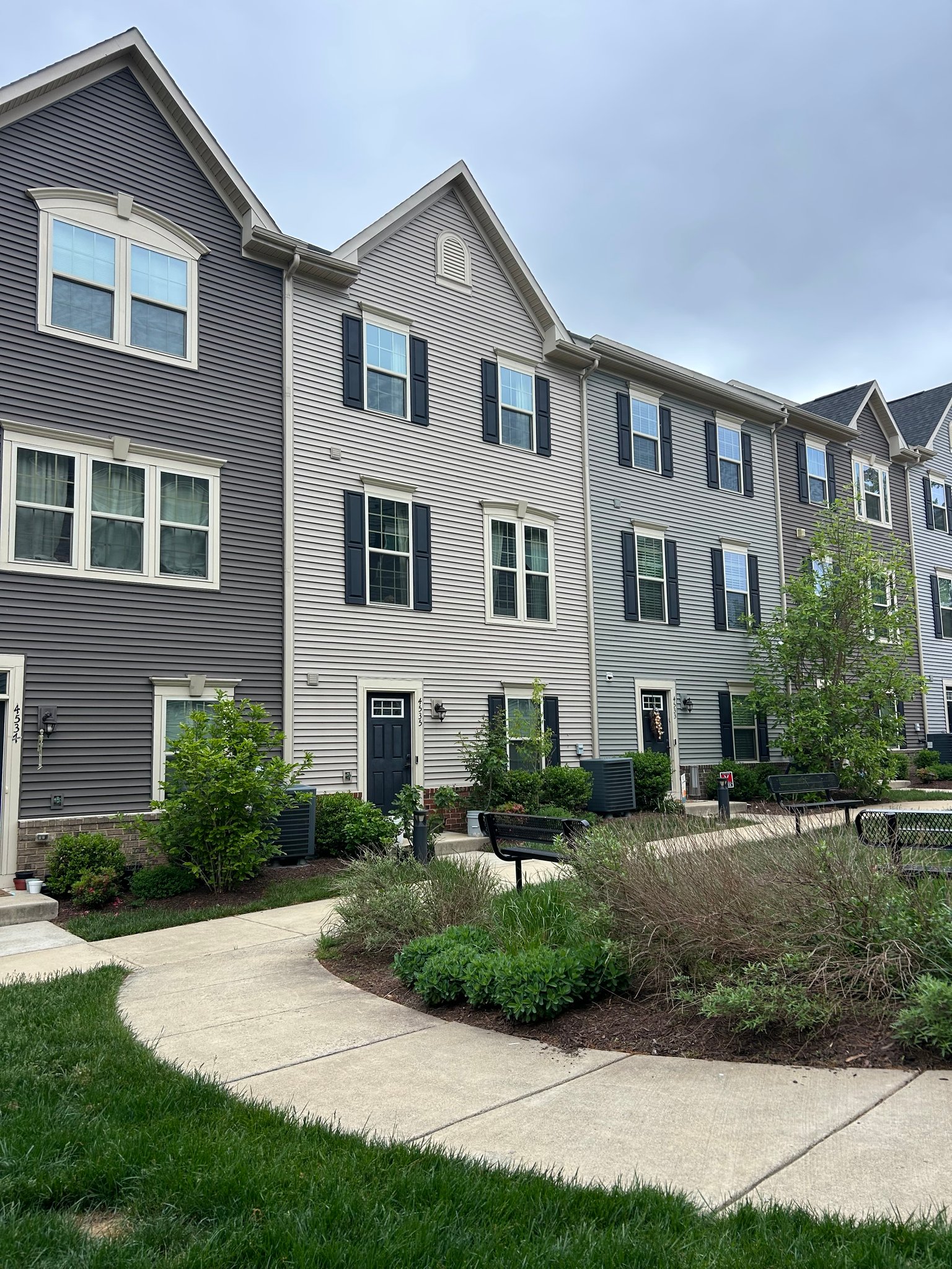 ANNANDALE Single Room: 4535 Joseph Bristow Lane
