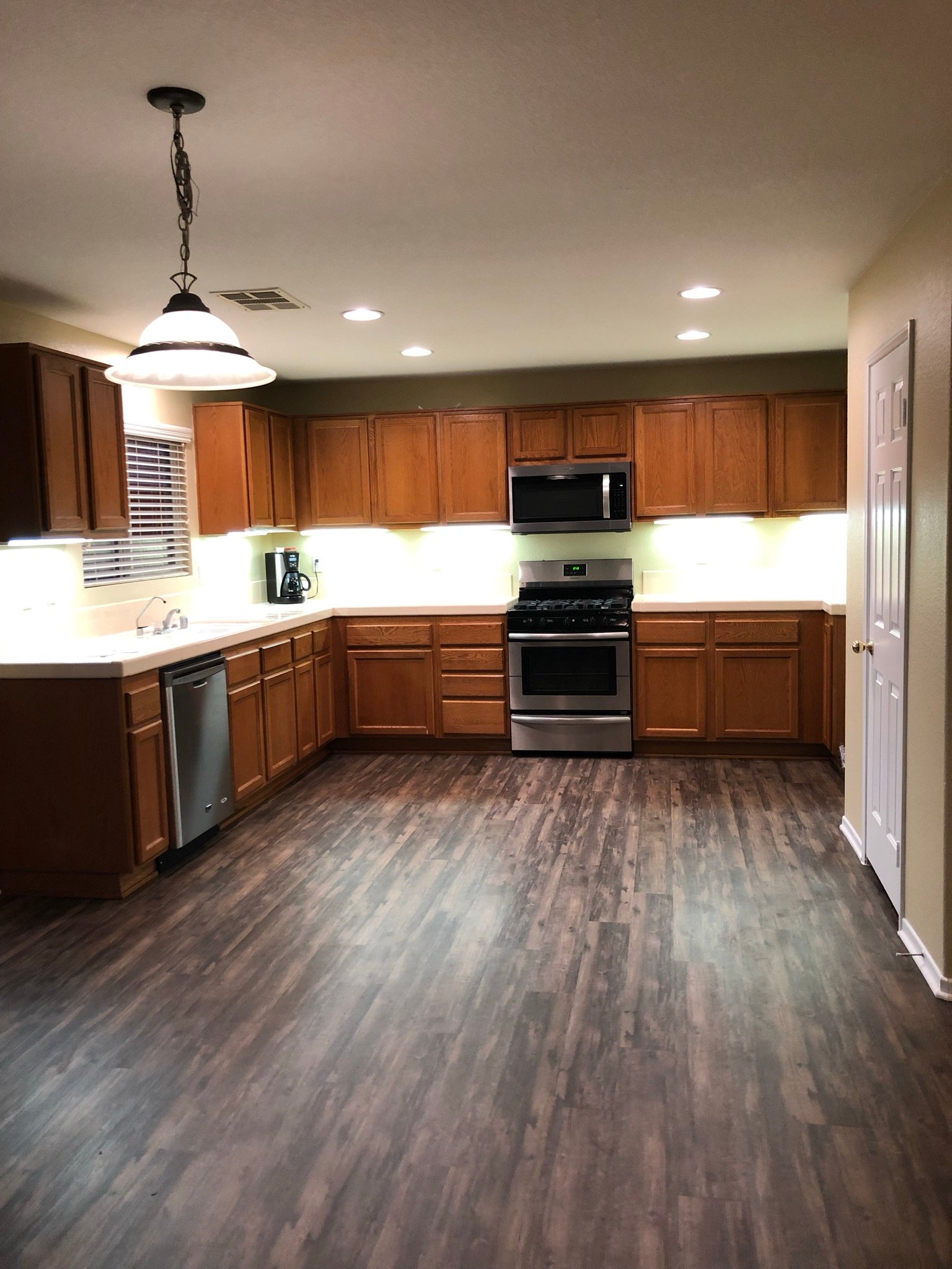 Murrieta House: 33759 Petunia Street