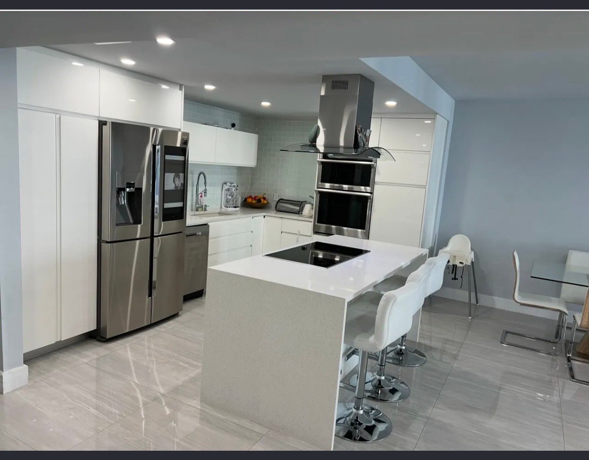 sunny isles beach Apartment: 19390 collins ave