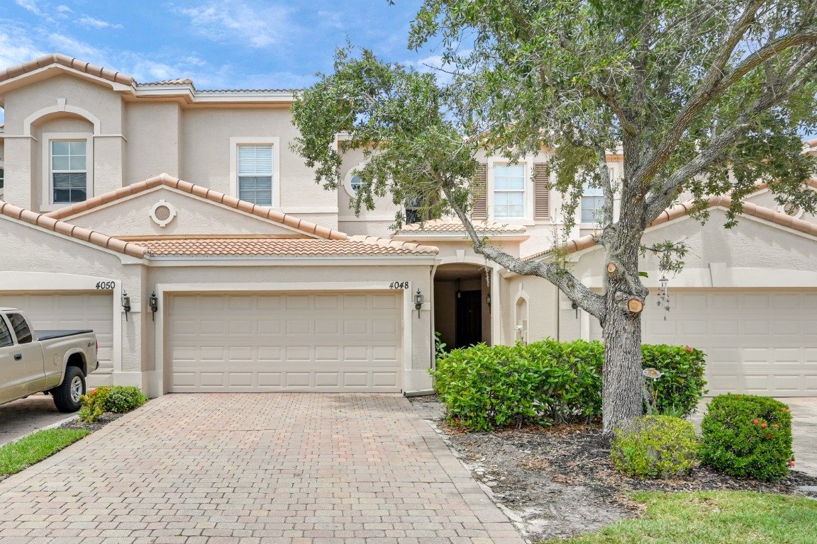 Fort Myers House: 4048 Cherrybrook Loop