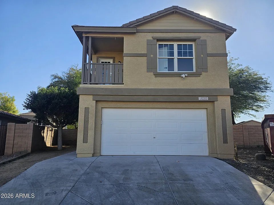 Surprise House: 18293 W Elm St