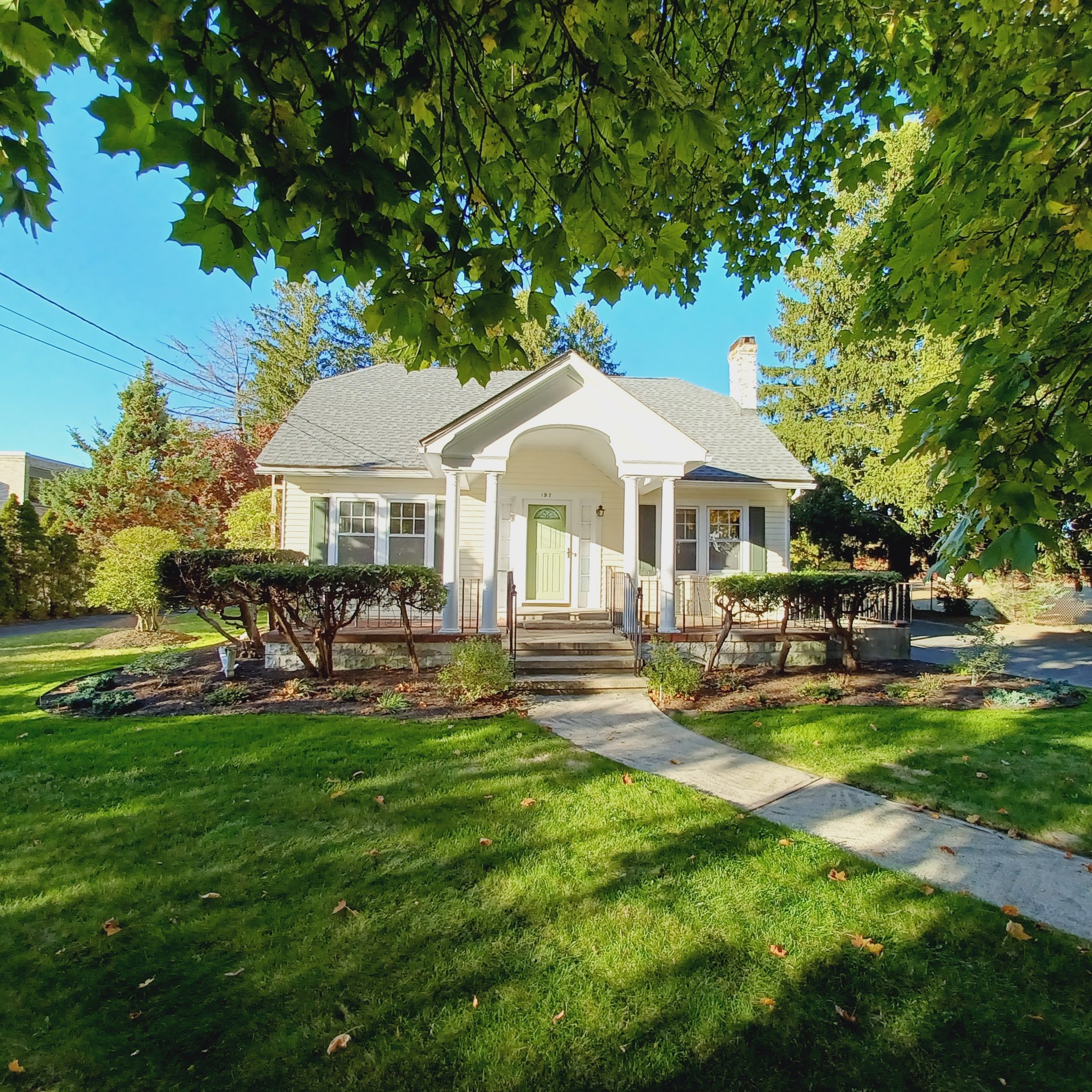Patchogue House: 197 Barton Ave