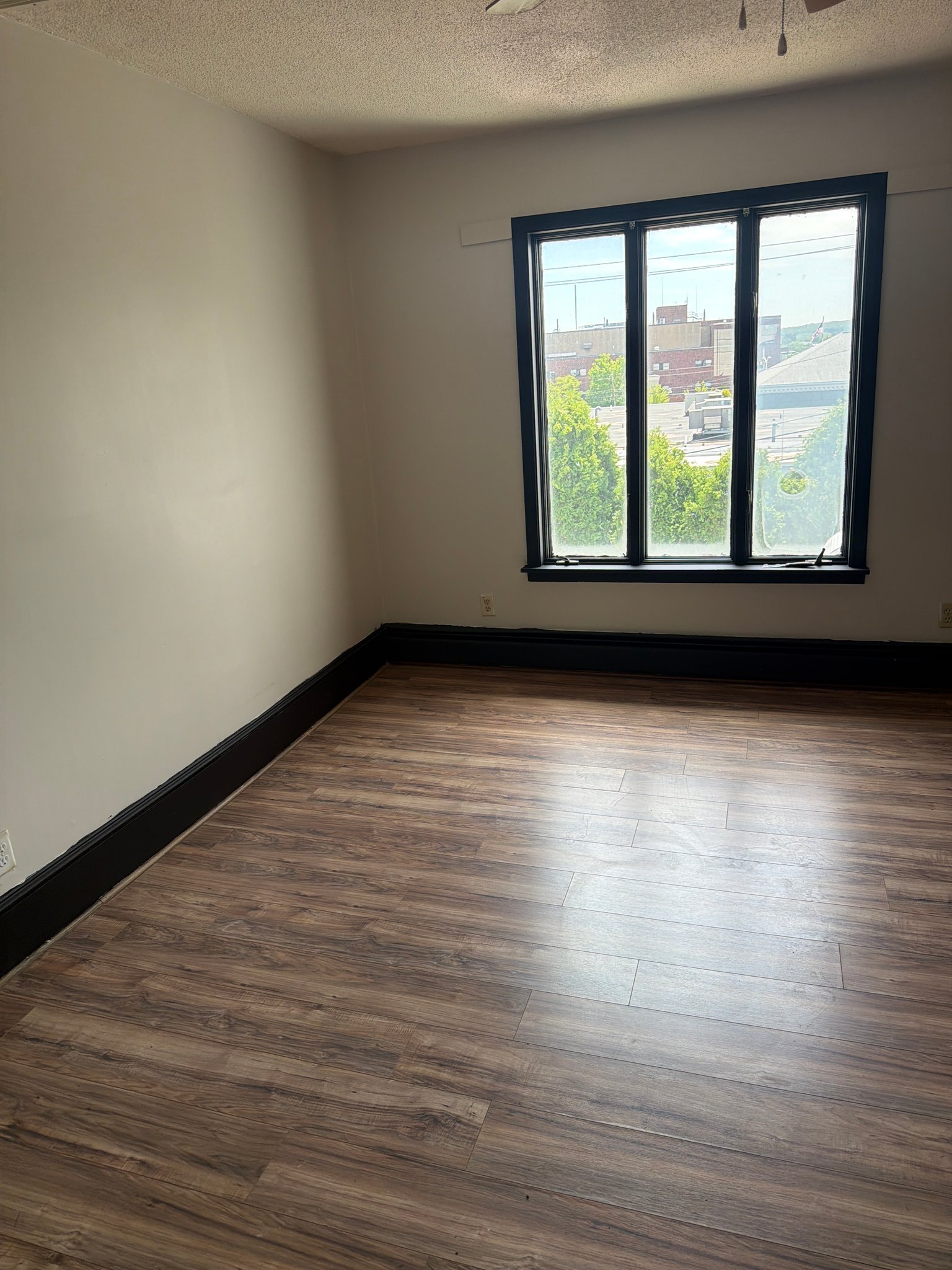 Woonsocket Apartment: 63 , Read Ave
